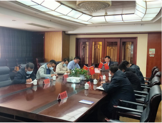 兗州中材黨委委員、副總經(jīng)理顏景祥到河南片區(qū)黨支部講授專題黨課